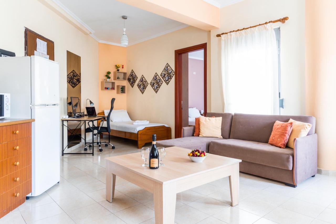 Work-Friendly Central Apartments, Sarandë エクステリア 写真