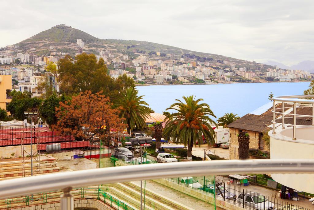 Work-Friendly Central Apartments, Sarandë エクステリア 写真